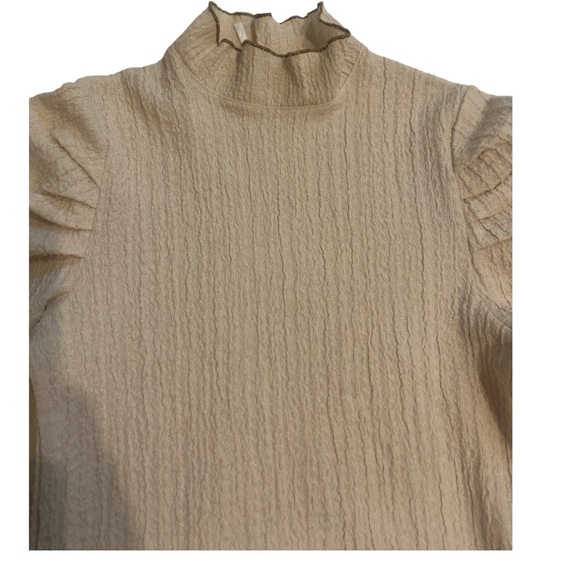 Free People Cream Turtleneck Pullover Knit Top Size S - Picture 2 of 4